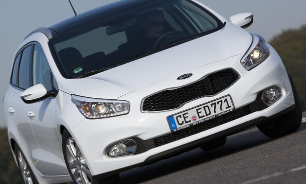 Bilder Kia Cee D Sw 1 6 Crdi Ecodynamics 12 Kompaktkombi Vergleich