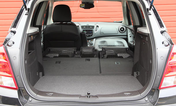 Bilder Chevrolet Trax 1.6 2013 Kompakt SUV Kofferraum