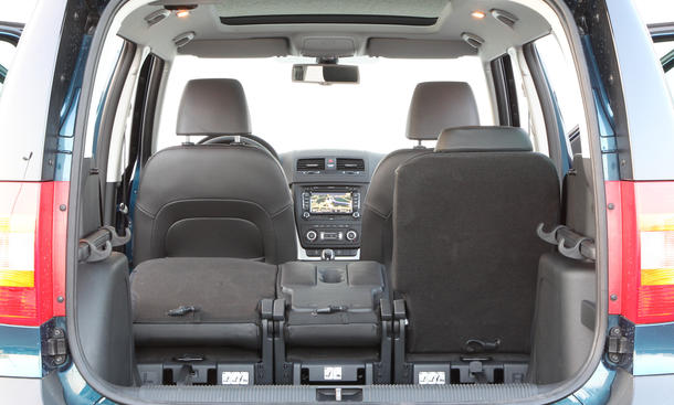 Vergleich SUV Van Skoda Yeti Roomster 1-2 TSI Kofferraum