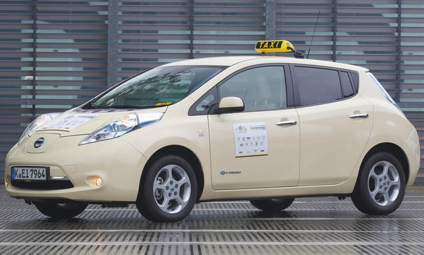 Nissan Leaf Taxi des Jahres 2013 Nissan Leaf