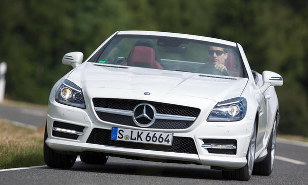 Mercedes SLK 200 BlueEfficiency Vergleichstest Roadster Cabrio Test Bilder front