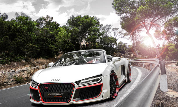 Regula Audi R8 V10 Spyder Tuning Bodykit Supersportwagen