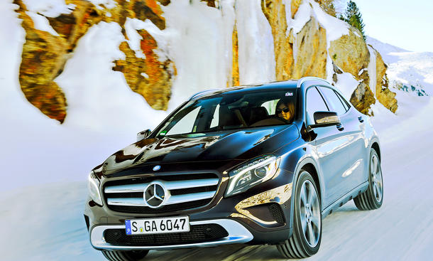 Bilder Mercedes GLA 220 CDI 4MATIC Kompakt-SUV Allrad