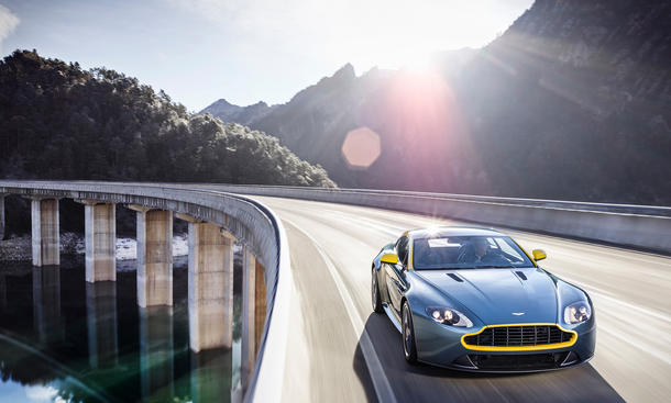 Aston Martin V8 Vantage N430 Genfer Autosalon 2014 Sondermodell