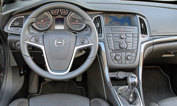 Bilder Opel Cascada 1.4 Turbo Vergleichstest Kompakte Cabrios Cockpit