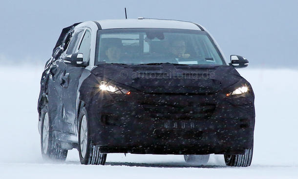 Hyundai Ix35 15 Erlkonig Des Kompakt Suv Autozeitung De