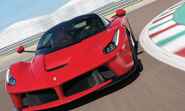 Ferrari LaFerrari 2014 Test Fahrbericht Supersportler Hybrid technische Daten Bilder