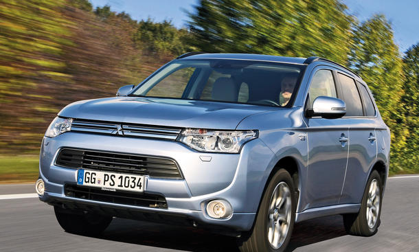 Mitsubishi Outlander Plug-in-Hybrid 2014 PHEV Test Bilder