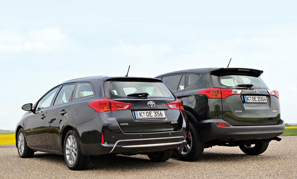 Toyota Auris Touring Sports RAV4 2014 Vergleich SUV Konzeptvergleich Bilder