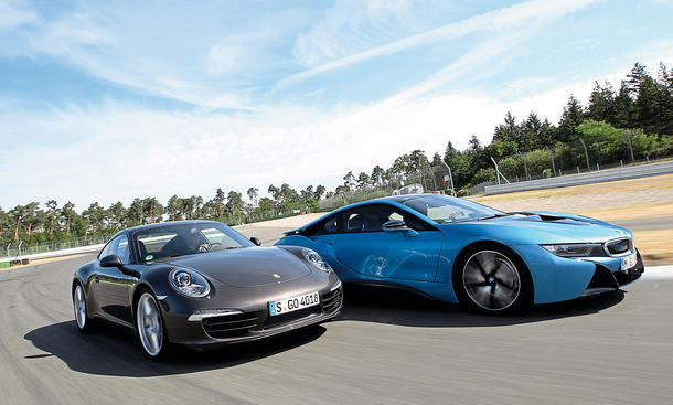 Bmw I8 Vs Porsche 911 Carrera Sportwagen Vergleich Autozeitungde