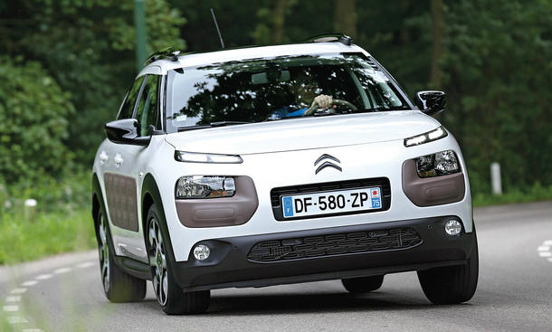 Citroen C4 Cactus BlueHDi 100 2014 Ami Super 1973 Kompaktwagen Diesel Vierzylinder Test