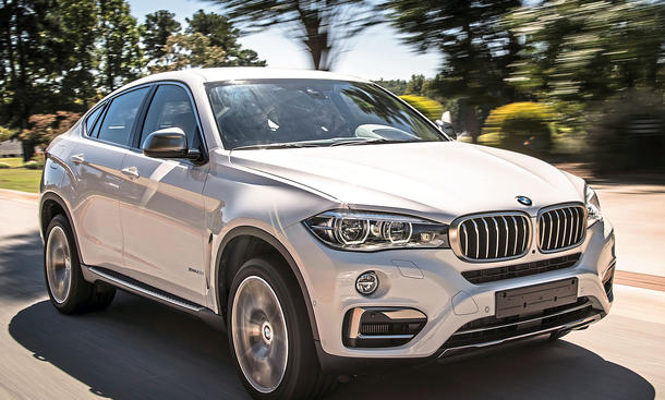 BMW X6 xDrive 50i 2014 Test Fahrbericht SUV-Coupé Achtzylinder