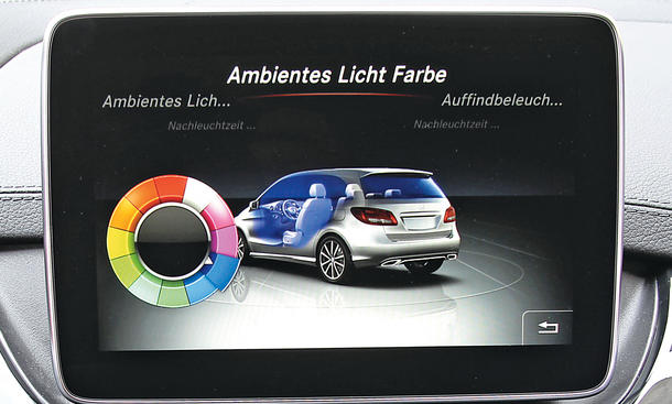 Mercedes B 200 CDI 4Matic 2014 Facelift Test Fahrbericht Display Monitor Ambiente-Licht 