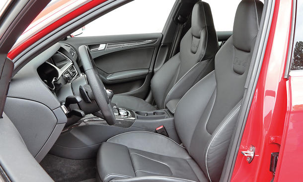 Audi RS4 Avant Vergleich Test Sportkombi Innenraum