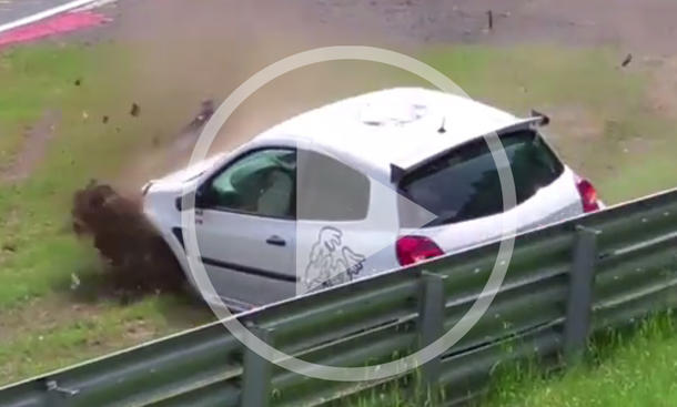 Renault Clio RS im Crash-Video Renault Clio RS im Crash-Video
