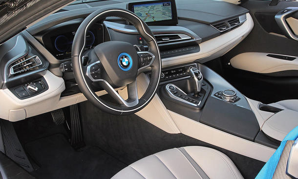 Vergleich BMW i8 M1 Supersportler Hybrid Sportwagen