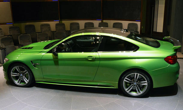 BMW M4 Abu Dhabi Motors