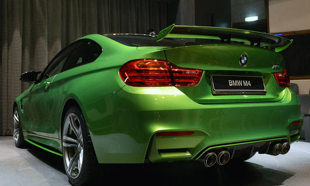 BMW M4 Abu Dhabi Motors