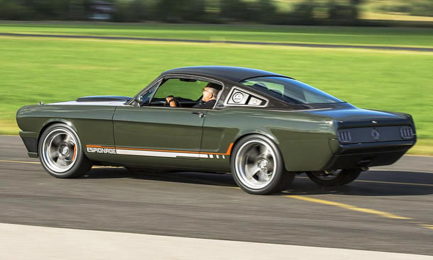 Ringbrothers 1965er Carbon-Fastback Mustang Espionage