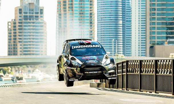 Ford Fiesta ST RX43 von Ken Block in Gymkhana 8