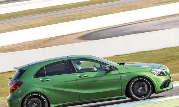 Mercedes-AMG A 45 (2016)