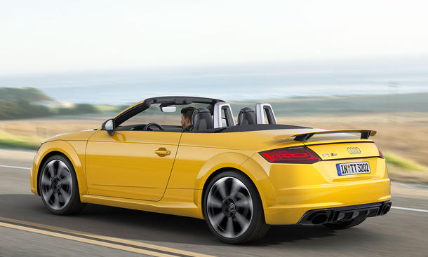 Audi TT RS Roadster (2017)