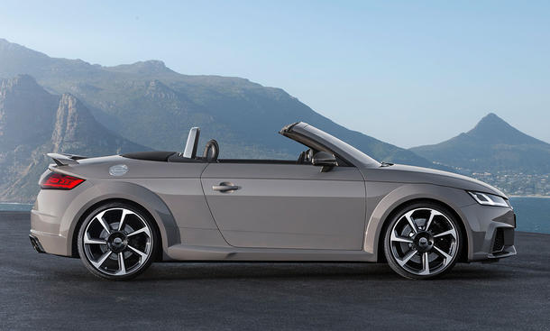 Audi TT RS Roadster (2017)