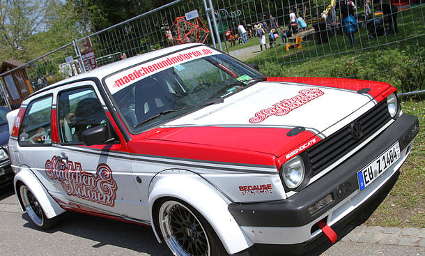 VW Golf 2 mit Breitbau auf dem GTI-Treffen 2016