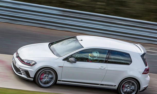 VW Golf GTI Clubsport S: Premiere auf GTI-Treffen 2016