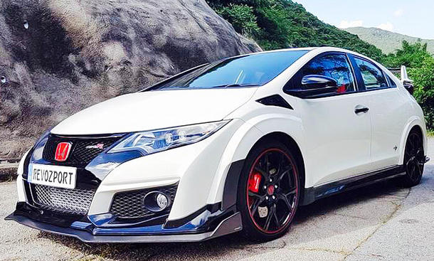 Honda Civic Type R von Revozport