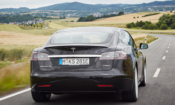 Tesla Model S P90D im Test