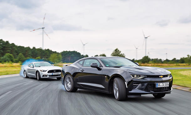 Golf Gti Clubsport S >> Chevrolet Camaro 6.2 V8/Ford Mustang GT (2016): Test ... Golf Gti Clubsport S >> Chevrolet Camaro 6.2 V8/Ford Mustang GT (2016): Test ...
