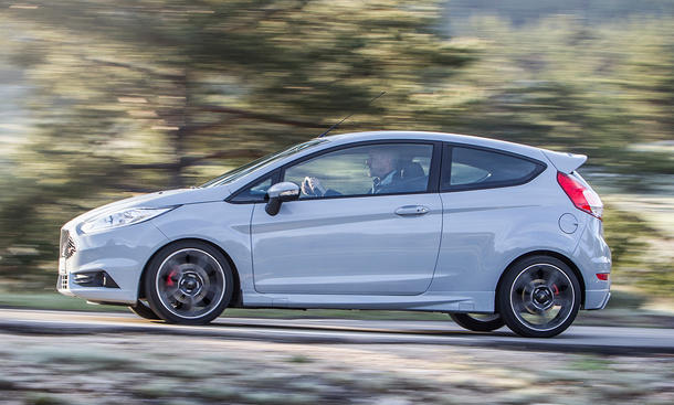 Ford Fiesta ST200 (2016)